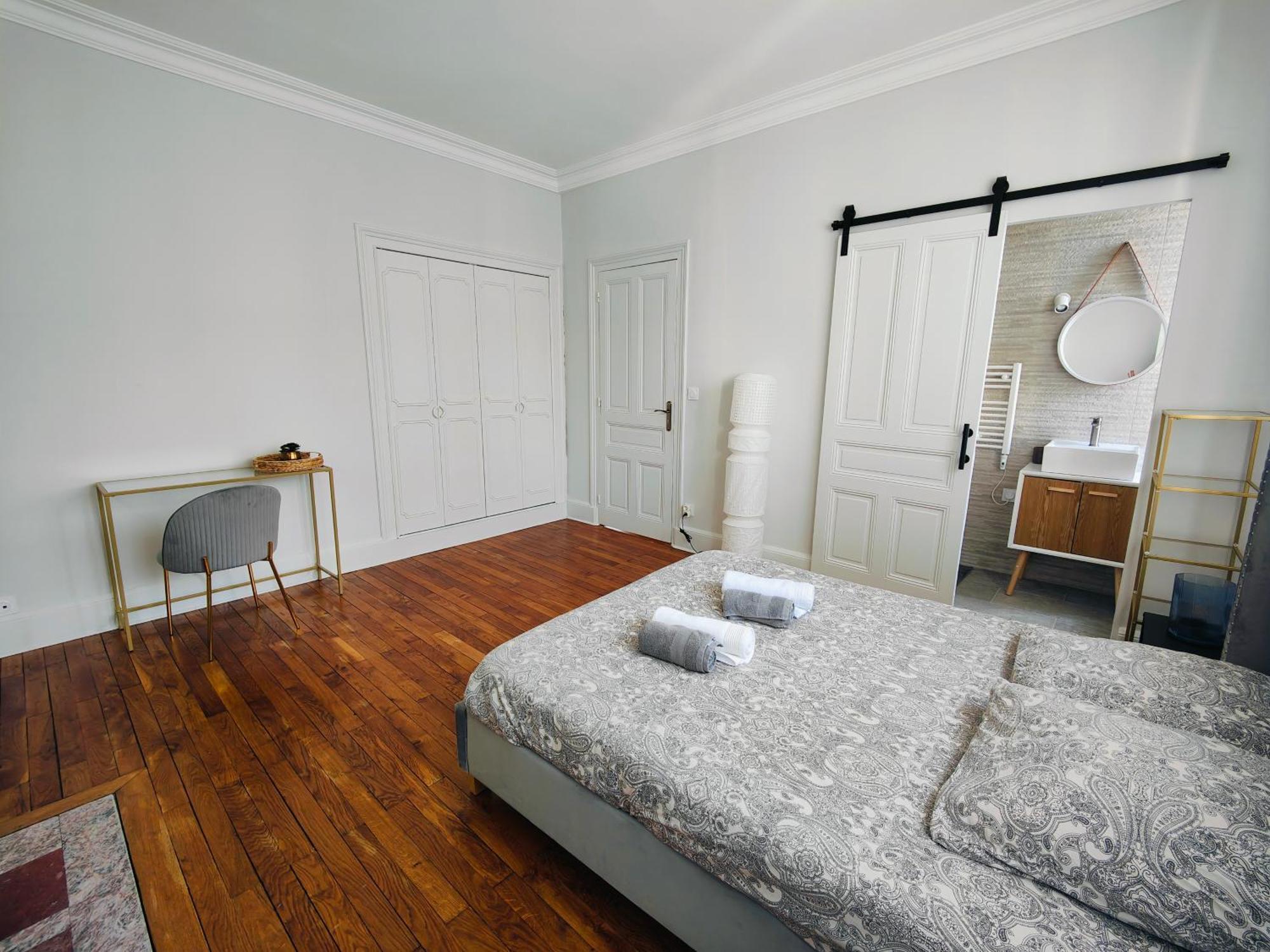 Self-Checkin Town House - Rooms To Rent In A Beautiful Modern Town House - Not A Hotel - Location De Chambres Avec Arrivee En Autonomie - Extra Fee For Sheets And Towels - Private Parking - Check Your Plateform Inbox And Follow Check-In Instructions Saint-Romain-en-Gal Екстериор снимка